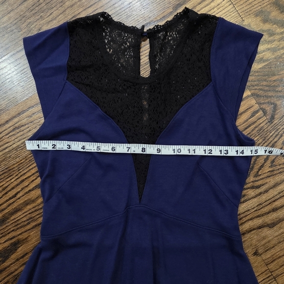French Connection Alicia Lace Inset Blue and Black Dress Size 8 - Picture 8 of 9